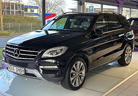 Mercedes-Benz ML 350 BlueTEC 4MATIC*20ZOLL*2.HAND*AHK*SPORT*HK