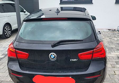 BMW 118i -
