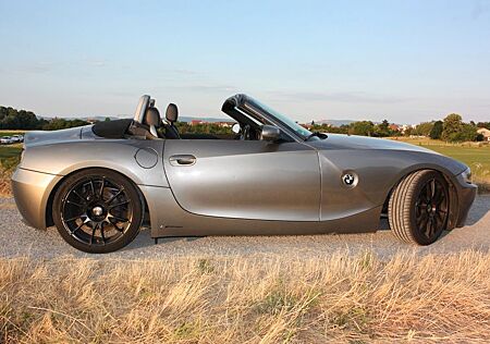 BMW Z4 2.2i -OZ Ultraleggera 18 Zoll, LPG Fa. Prins