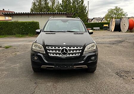 Mercedes-Benz ML 320 CDI 4MATIC Offroad Paket