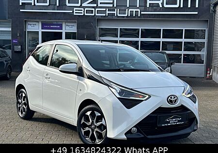Toyota Aygo (X) Aygo -play Team D Business Pak.