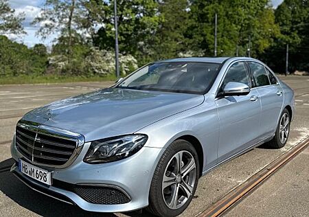 Mercedes-Benz E 220 *Fast Voll* Exclusive Line