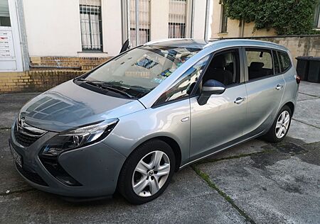Opel Zafira Tourer 1.4 Turbo ecoFLEX Active 103kW...