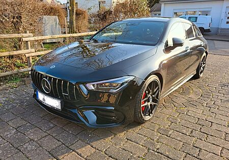 Mercedes-Benz CLA 45 AMG Shooting Brake Mercedes