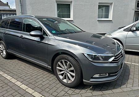 VW Passat Variant Volkswagen 2.0 TDI DSG Highline Variant ...