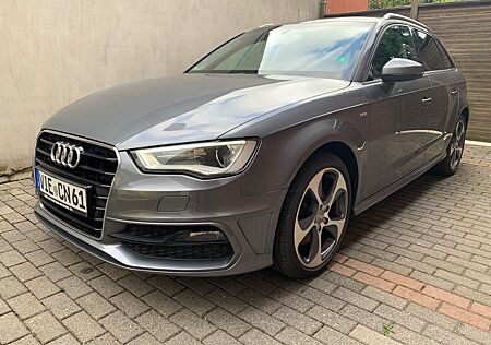 Audi A3 1.8 TFSI S tronic S line Sportback Xenon/Navi