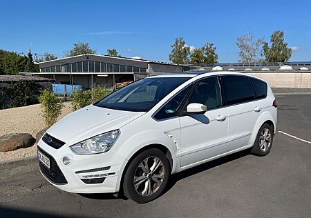 Ford S-Max 2,0 TDCi 120kW DPF Titanium AHK abn. Pano