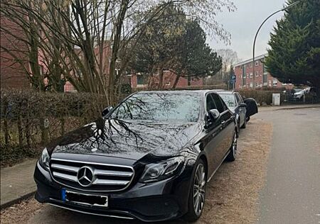 Mercedes-Benz E 220 d AVANTGARDE Autom. AVANTGARDE