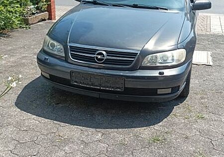 Opel Omega B 2,5 MV6