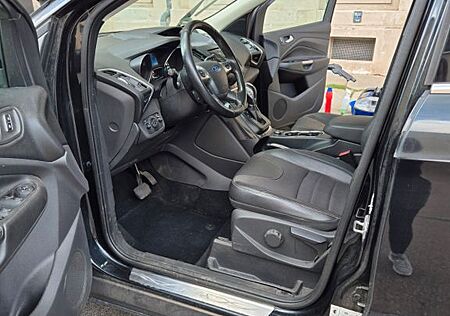 Ford Kuga 1,6 EcoBoost 4x4 134kW Trend Autom. Trend