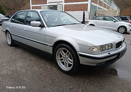 BMW 750iL E38 2.Hand BRD Chaffeur Facelift Traumhaft