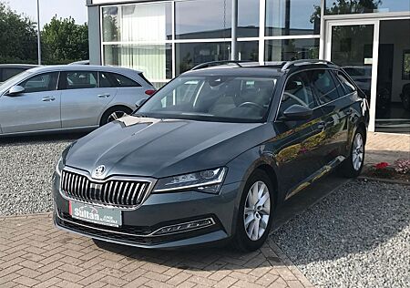 Skoda Superb 2.0 TDI Combi Style AHK LED Kamera ACC