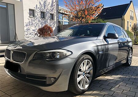 BMW 530d Touring - Hinterachslenkung