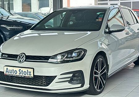 VW Golf Volkswagen VII GTD DSG,NAVI,R-KAMERA,18"LM,KEY-GO,2018