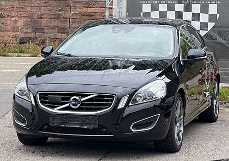 Volvo S60 Lim. Summum | LEDER SHZ KLIMAAUT 8FACH