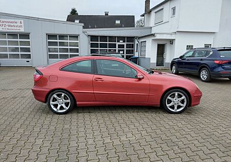 Mercedes-Benz CL 230 C230K Coupe Leder Pano Nav rostfrei Wertgutachte