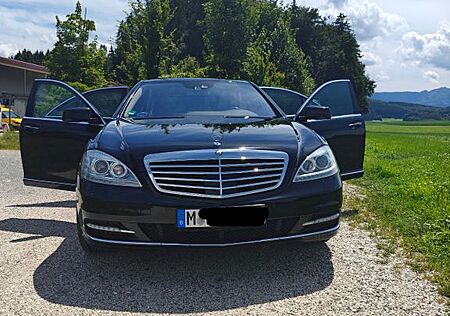 Mercedes-Benz S 350 -