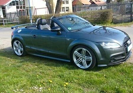 Audi TT Roadster 2.0 TDI-S tronic quattro-Competition