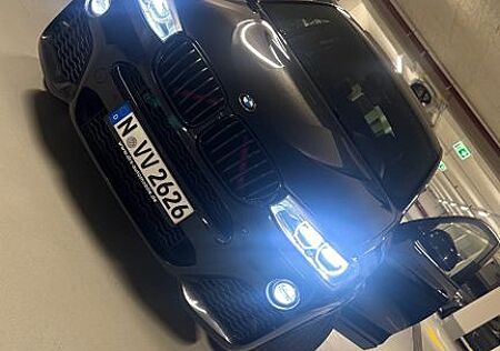 BMW X4 xDrive35d M-Paket - komplett Schwarz