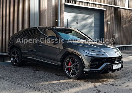 Lamborghini Urus 4.0 V8 B&O, Akrapovic, Standheizung, HUD