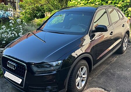 Audi Q3 2.0 TDI -Top gepflegtes Lieblings - Auto