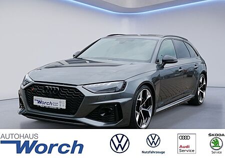 Audi RS4 competition Schalensitz+Pano+AHK+290km/h+B&O