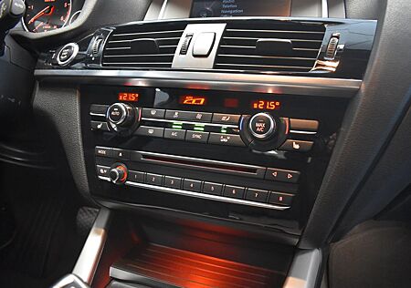 BMW X3 sDrive 18d Facelift Navi Sportsitze Teilleder
