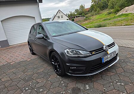VW Golf Volkswagen 2.0 TDI 4MOTION BMT Highline R-Line