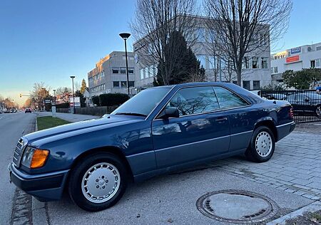 Mercedes-Benz E 300 MB - 124 E 300V Coupe H-Kennz. - 1. echte Hand
