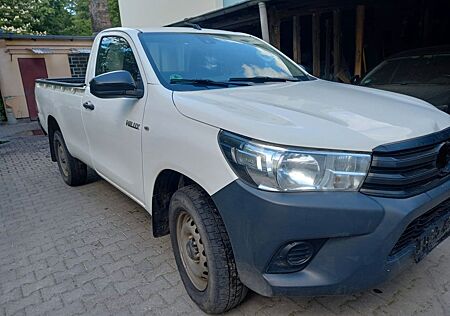 Toyota Hilux 4x4 FESTPREIS