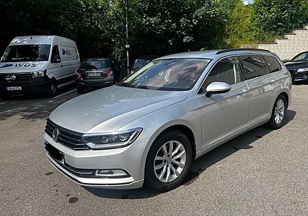 VW Passat Variant Volkswagen 2.0 TDI SCR DSG Business Vari...