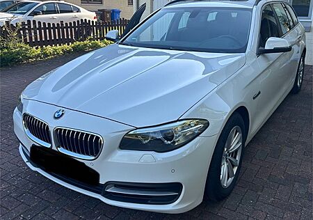 BMW 525d xDrive Touring A -