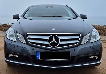 Mercedes-Benz E 250 Coupé BlueEFFICIENCY AVANTGARDE ...