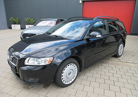 Volvo V50 Kombi 2.0 D Momentum Xenon Sitzheizung