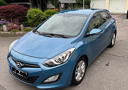 Hyundai i30 1.4 Intro Edition Intro Edition