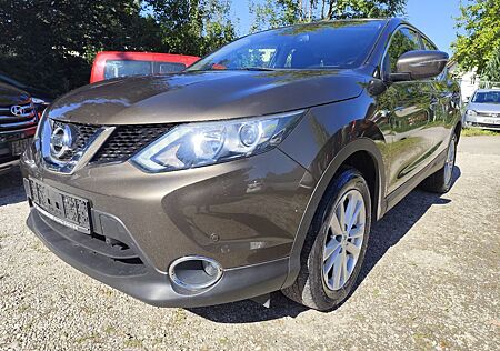 Nissan Qashqai gebraucht kaufen Nissan Qashqai Acenta 4x4 1.6 dci 82000km