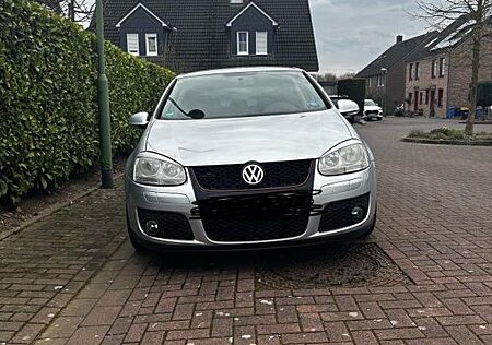 VW Golf Volkswagen 5 1.6
