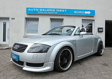 Audi TT Coupe/Roadster 1.8 T quattro*LEDER*SHZ*