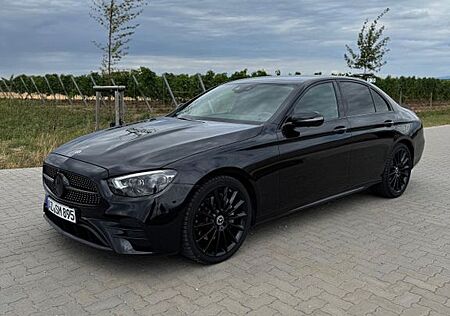 Mercedes-Benz E 220 E 220d*AMG*HUD*BURMESTER*JUNGE-STERNE*