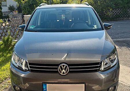 VW Touran Volkswagen 2.0 TDI MATCH