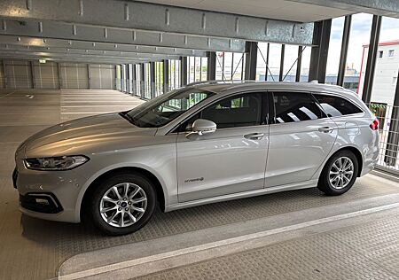 Ford Mondeo 2,0 Hybrid Titanium Autom. AHK NAV