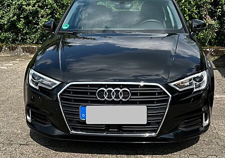 Audi A3 35 TDI S tronic -