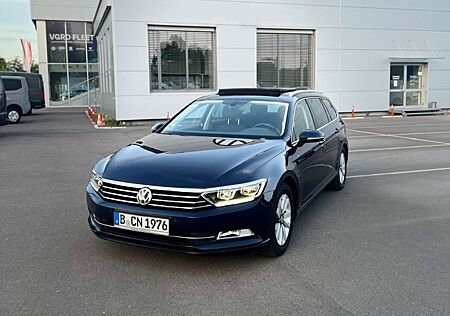 VW Passat Variant Volkswagen 2.0 TDI AHK Pano Shz