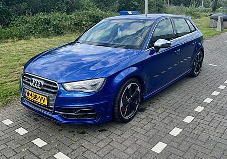 Audi S3 sportback, led, b&n sound, keyles, leder