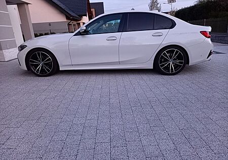 BMW 320d Sport Line Automatik Sport Line
