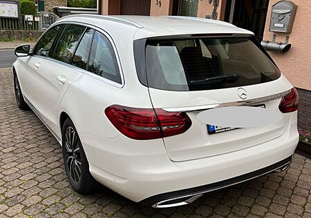 Mercedes-Benz C 220 d T Autom. -