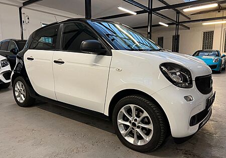 Smart ForFour Basis 52kW *USB*ANDROID*APPLE*