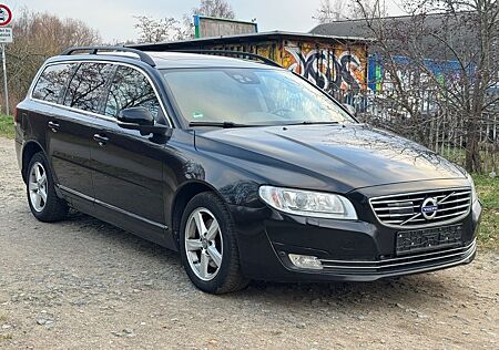 Volvo V70 D4 AWD Black Edition Geartronic Black Ed...
