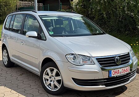 VW Touran Volkswagen 1,6 Trendline 7-Sitzer+Tempomat+Alu !!!