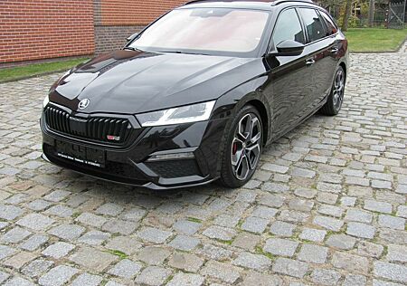 Skoda Octavia 2.0 TSI DSG RS COMBI NAVI PDC SHZ